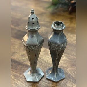 Elegant Silver Salt and Pepper Shaker Set